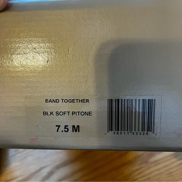 LAST CHANCE: The FLEXX Brand Snake Black & White Pattern Sandals - Picture 5 of 8